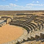 El Teatro Romano de Regina Turdulorum: una joya del patrimonio arqueológico extremeño el-teatro-romano-de-regina-turdulorum-una-joya-del-patrimonio-arqueologico-extremeno