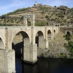 La Orden de Alcántara: La historia de una orden militar medieval en Extremadura la-orden-de-alcantara-la-historia-de-una-orden-militar-medieval-en-extremadura